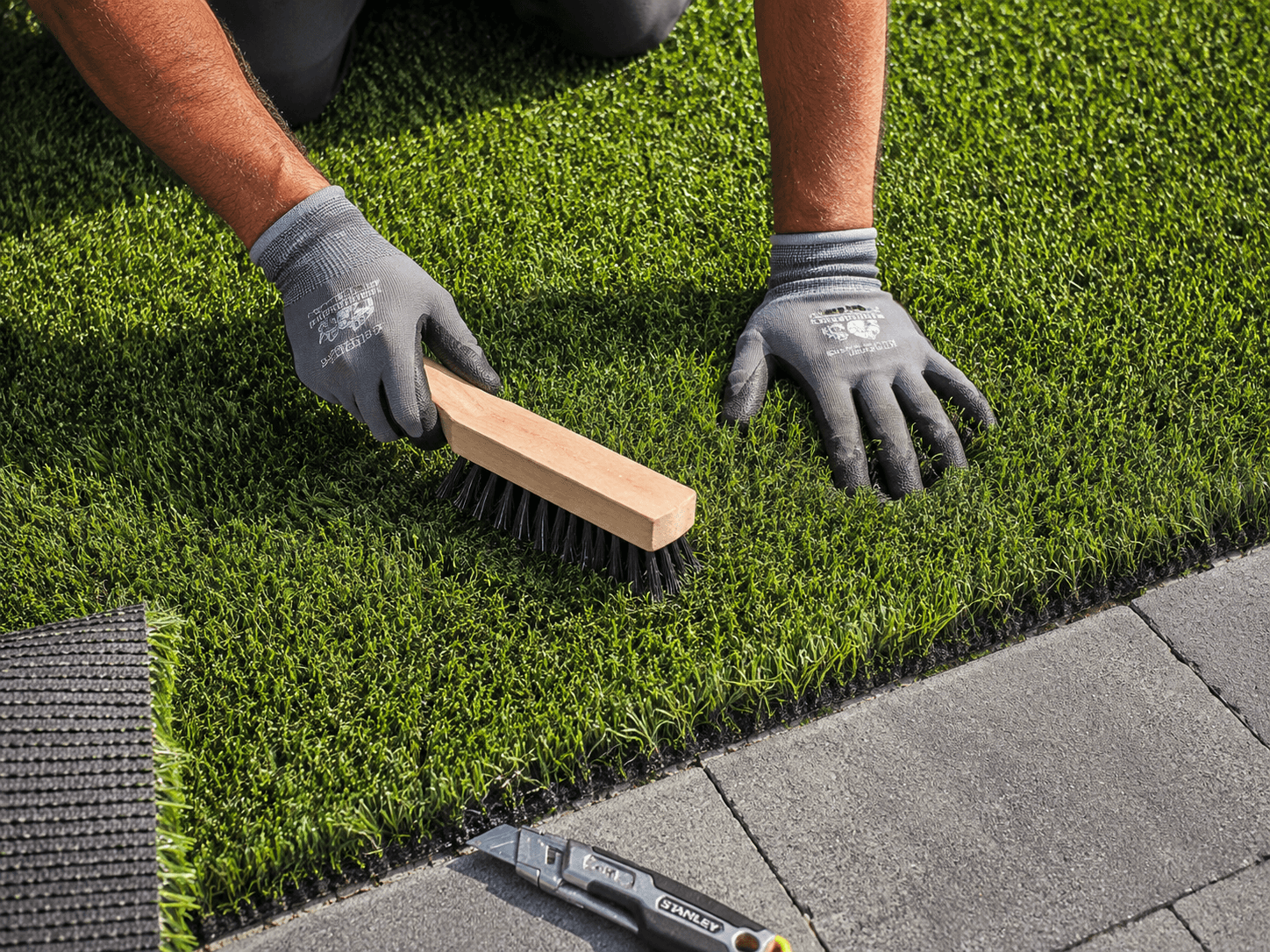 Professional artificial turf installer working in Salem Oregon